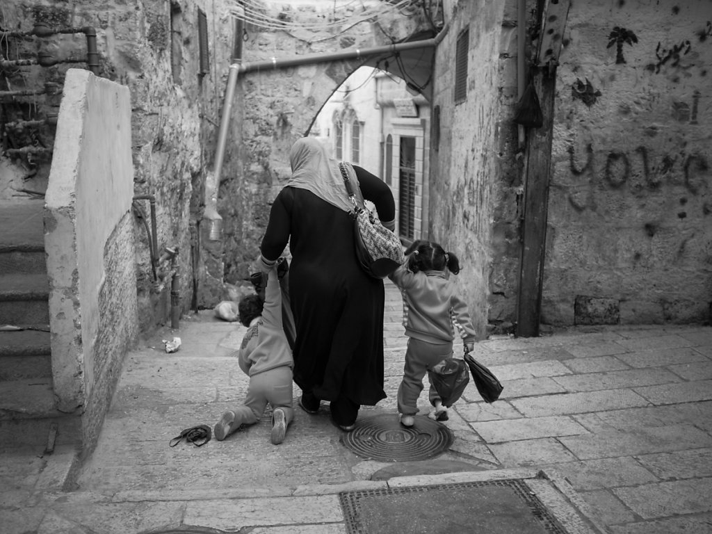 "Leave me behind, I can't make it", Muslim Quarter - Jerusalem