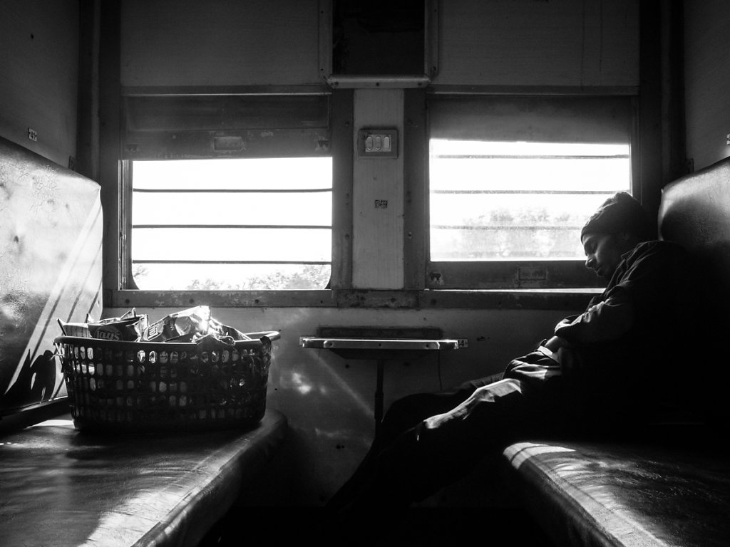 Chillaxing on a Train, Sleeper from Agra to Jodhpur